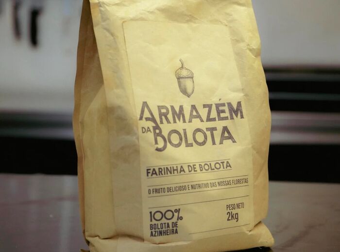 Acorn flour